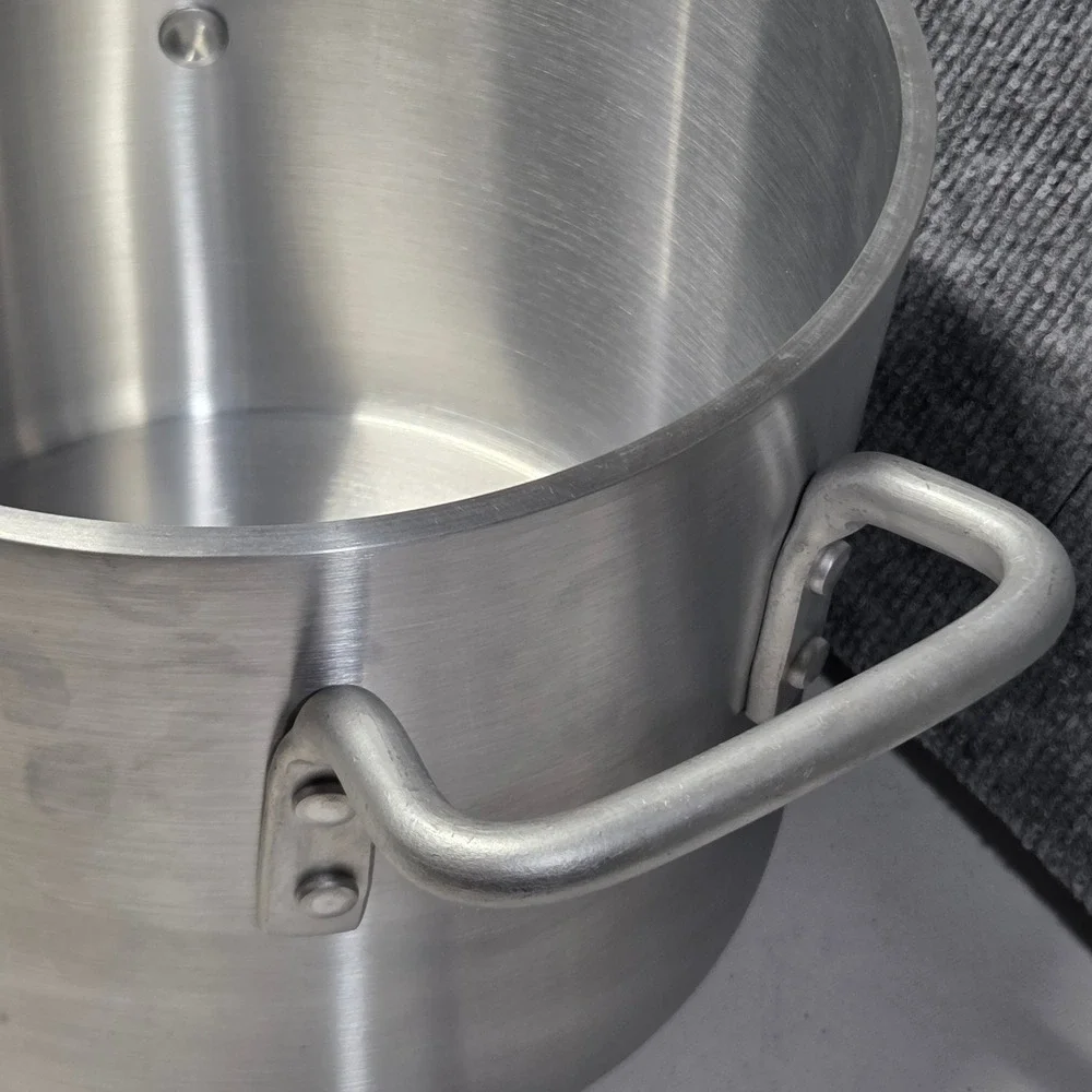Browne Thermalloy 8 QT Aluminum Stock Pot Professional Cookware 58 12108 NSF